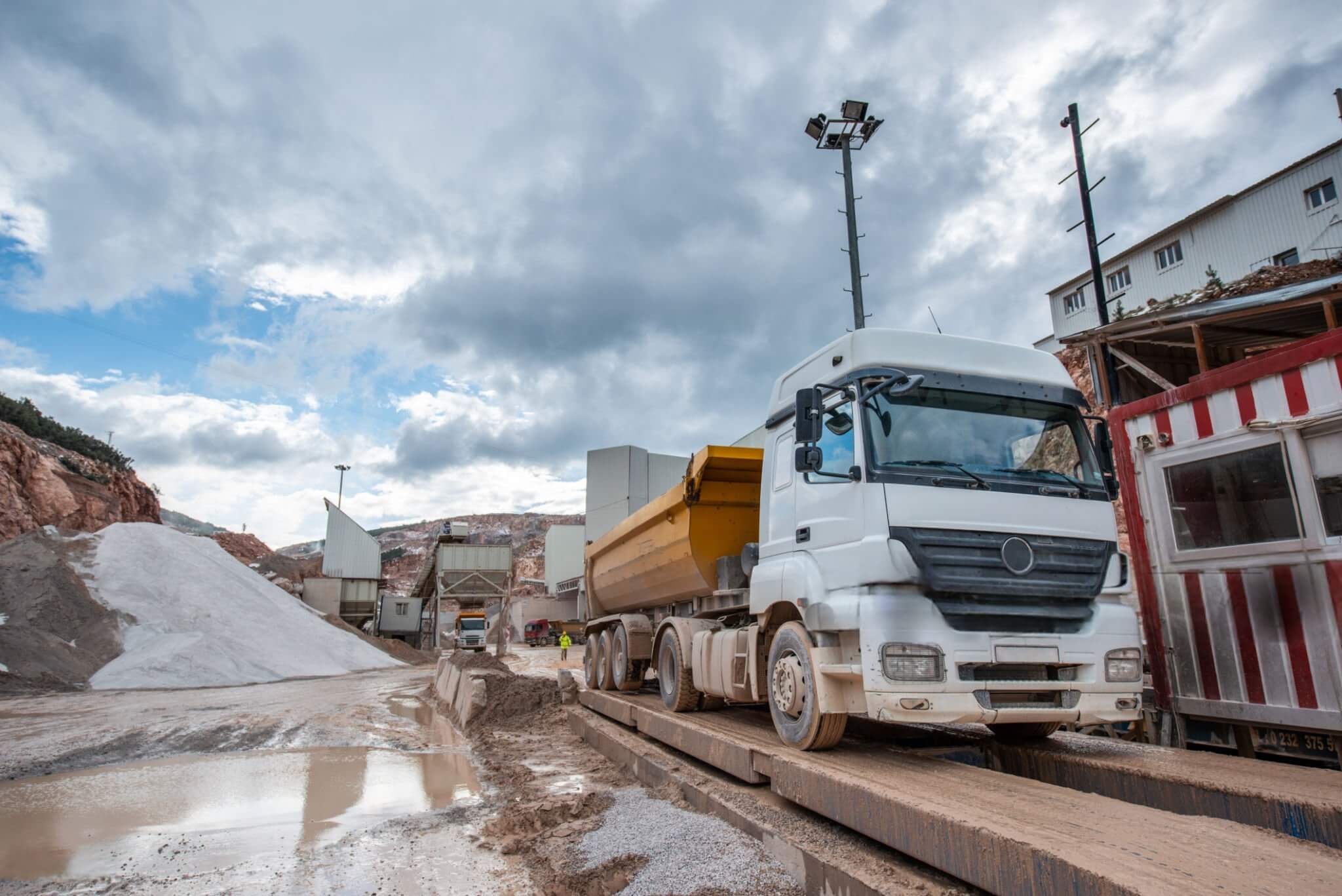 Prime Instruments electronic weighbridge and truck scale manufacturer in India